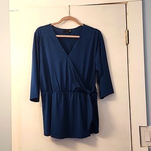 Ryan Wythe Maternity top